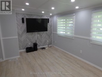 422 - 1652 PUDDICOMBRE ROAD Wilmot Ontario photo 6