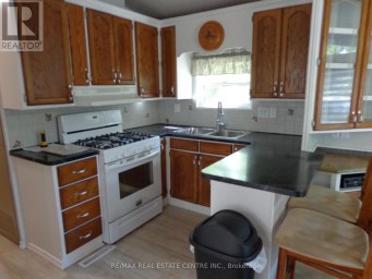422 - 1652 PUDDICOMBRE ROAD Wilmot Ontario photo 8