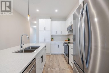 762 BANYAN LANE London North (North E) Ontario photo 13