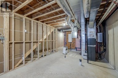 762 BANYAN LANE London North (North E) Ontario photo 33