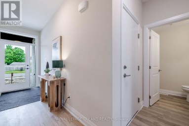 762 BANYAN LANE London North (North E) Ontario photo 9