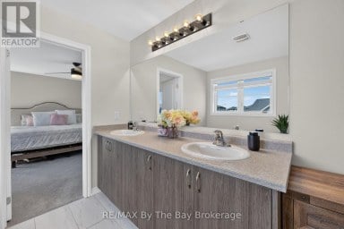 171 ROSANNE CIRCLE Wasaga Beach Ontario photo 26
