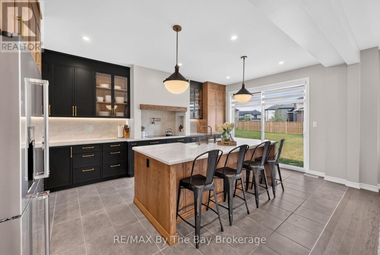 171 ROSANNE CIRCLE, Wasaga Beach, Ontario, L9Z0N1