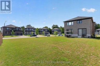 171 ROSANNE CIRCLE Wasaga Beach Ontario photo 44