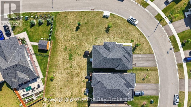 171 ROSANNE CIRCLE, Wasaga Beach, Ontario, L9Z0N1