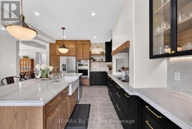 171 ROSANNE CIRCLE Wasaga Beach Ontario photo 6