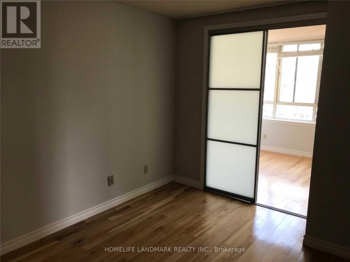 1122 - 633 BAY STREET, Toronto (Bay Street Corridor), Ontario, M5G2G4