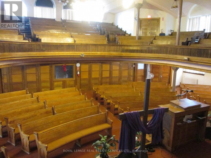 456 KING STREET E, Toronto (Moss Park), Ontario, M5A1L4