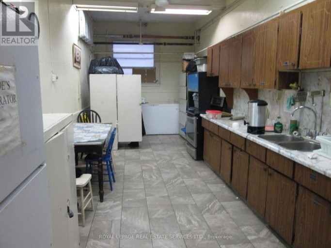 456 KING STREET E, Toronto (Moss Park), Ontario, M5A1L4