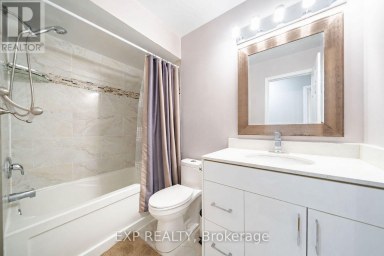 3 BAFFIN COURT Richmond Hill (Langstaff) Ontario photo 10