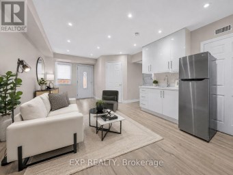 3 BAFFIN COURT Richmond Hill (Langstaff) Ontario photo 14
