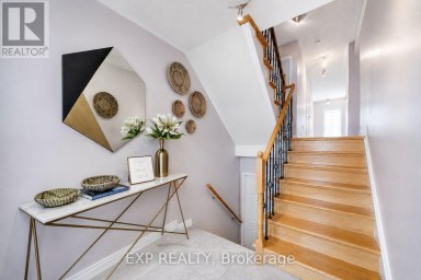 3 BAFFIN COURT Richmond Hill (Langstaff) Ontario photo 2