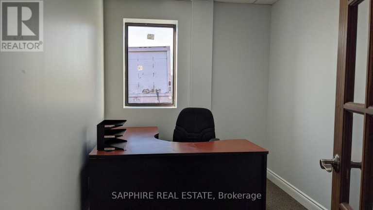 1-102 - 7885 TRANMERE DRIVE, Mississauga (Northeast), Ontario, L5S1V8