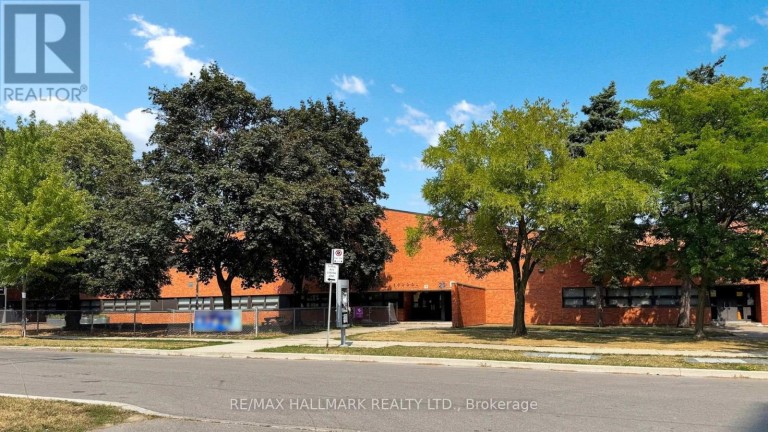 703 - 20 FOREST MANOR ROAD, Toronto (Henry Farm), Ontario, M2J1M2