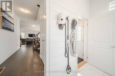 34 BANNISTER ROAD Barrie Ontario photo 4