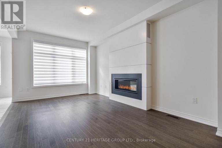 15 KENTLEDGE AVENUE, East Gwillimbury (Holland Landing), Ontario, L9N0W3