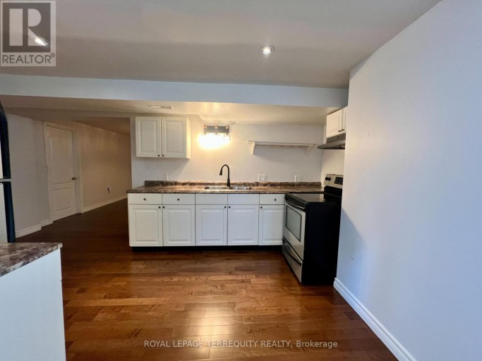 LOWER - 896 FOURTH STREET, Mississauga (Lakeview), Ontario, L5E1J6
