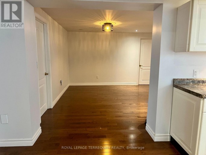 LOWER - 896 FOURTH STREET, Mississauga (Lakeview), Ontario, L5E1J6