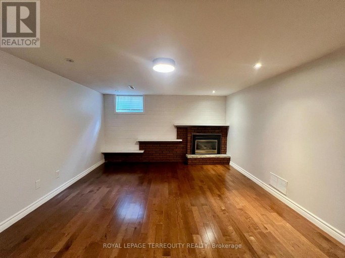 LOWER - 896 FOURTH STREET, Mississauga (Lakeview), Ontario, L5E1J6