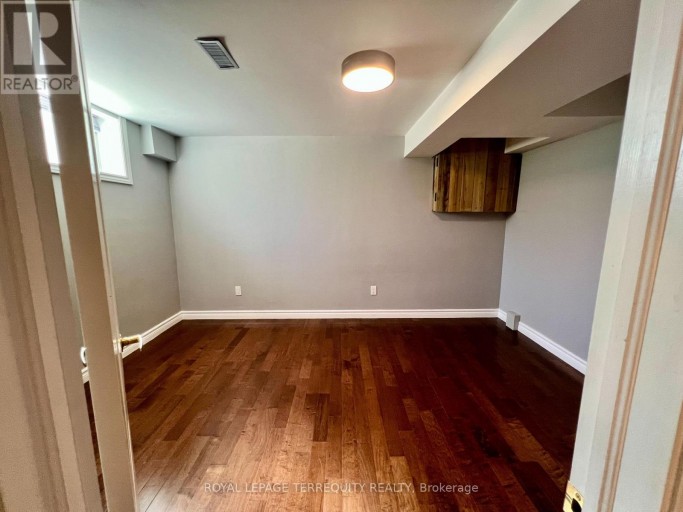 LOWER - 896 FOURTH STREET, Mississauga (Lakeview), Ontario, L5E1J6