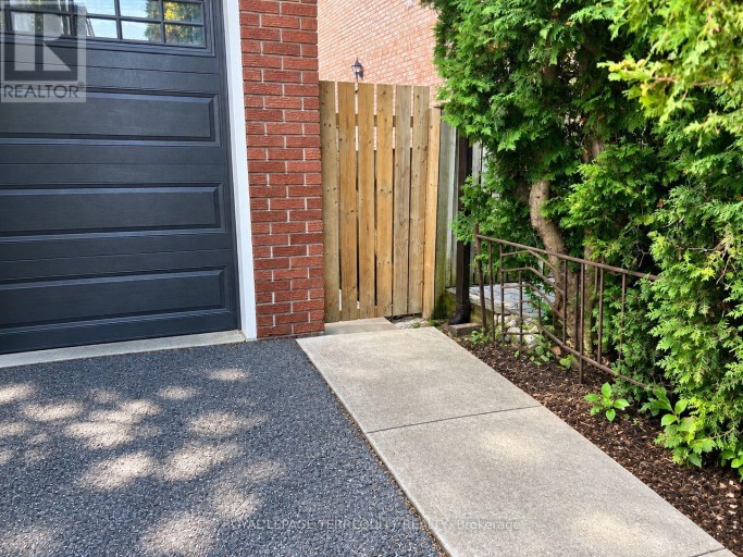 LOWER - 896 FOURTH STREET, Mississauga (Lakeview), Ontario, L5E1J6