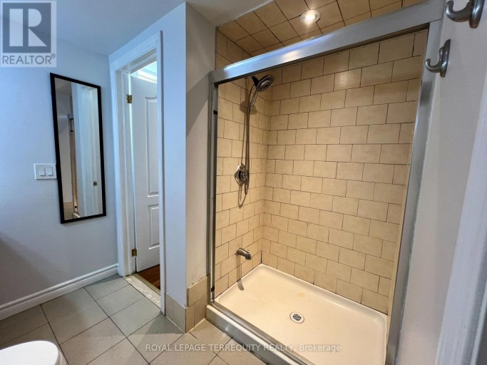 LOWER - 896 FOURTH STREET, Mississauga (Lakeview), Ontario, L5E1J6