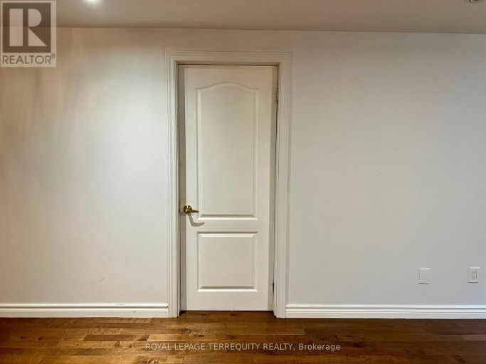 LOWER - 896 FOURTH STREET, Mississauga (Lakeview), Ontario, L5E1J6
