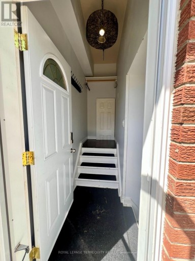 LOWER - 896 FOURTH STREET, Mississauga (Lakeview), Ontario, L5E1J6