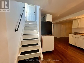 LOWER - 896 FOURTH STREET Mississauga (Lakeview) Ontario photo 9