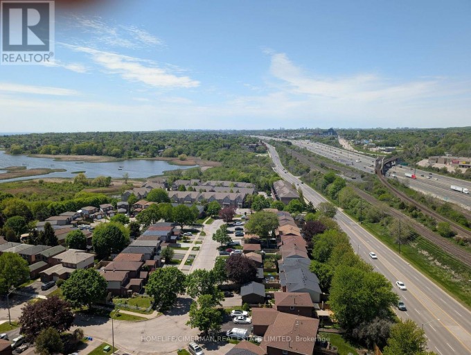 LPH--07 - 1215 BAYLY STREET, Pickering (Bay Ridges), Ontario, L1W1L7