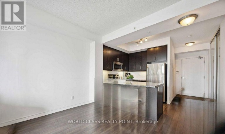 806 - 15 JAMES FINLAY WAY, Toronto (Downsview-Roding-CFB), Ontario, M3M0B3