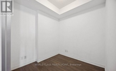806 - 15 JAMES FINLAY WAY Toronto (Downsview-Roding-CFB) Ontario photo 7