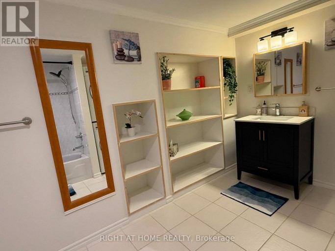 BSMNT - 5293 MCFARREN BOULEVARD, Mississauga (Central Erin Mills), Ontario, L5M6C2