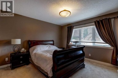 6 Elgin Meadows Road SE Calgary Alberta photo 14