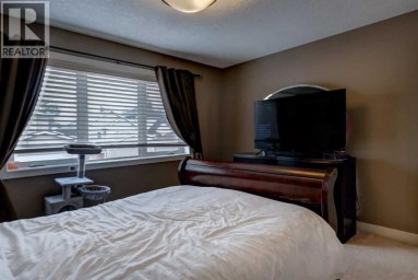 6 Elgin Meadows Road SE Calgary Alberta photo 16