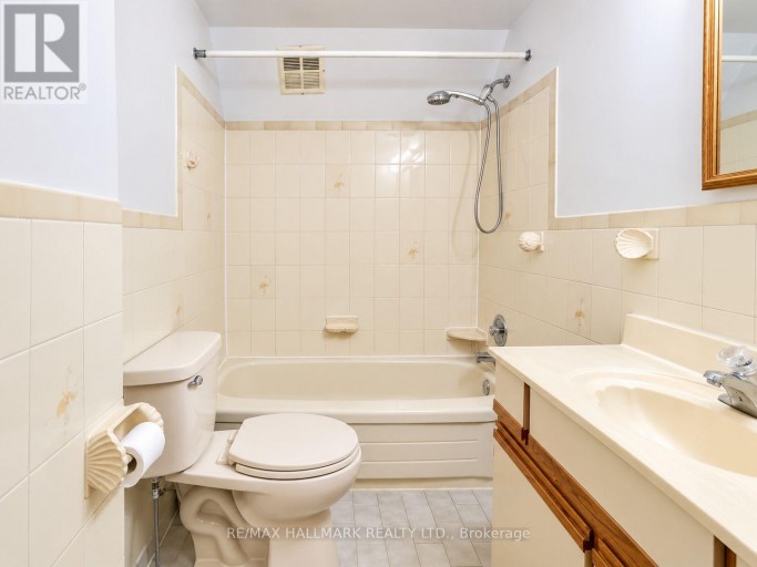 APT 3 - 338 VAUGHAN ROAD, Toronto (Humewood-Cedarvale), Ontario, M6C2N6
