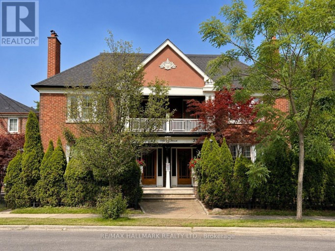 APT 3 - 338 VAUGHAN ROAD, Toronto (Humewood-Cedarvale), Ontario, M6C2N6