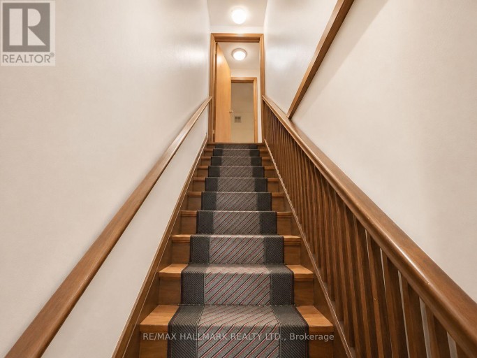APT 3 - 338 VAUGHAN ROAD, Toronto (Humewood-Cedarvale), Ontario, M6C2N6