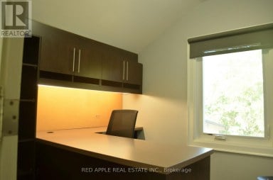 7 - 71 MAIN STREET S Newmarket (Central Newmarket) Ontario photo 1