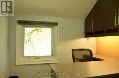 71 MAIN STREET S Newmarket (Central Newmarket) Ontario photo 17