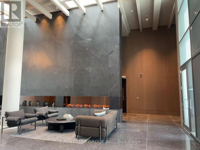 4208 - 28 INTERCHANGE WAY, Vaughan (Vaughan Corporate Centre), Ontario, L4K0P8