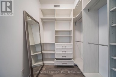 1205 - 56 FOREST MANOR ROAD Toronto (Henry Farm) Ontario photo 6