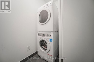 1205 - 56 FOREST MANOR ROAD Toronto (Henry Farm) Ontario photo 8