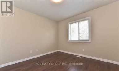54 - 112 NORTH CENTRE ROAD London North (North B) Ontario photo 8