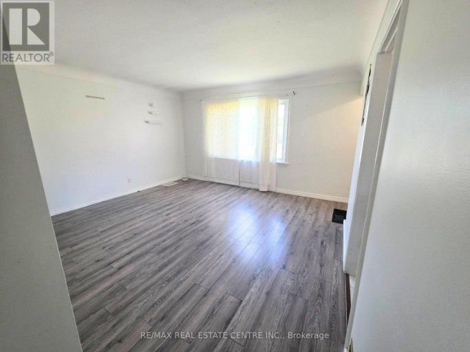 353 EAST 21ST STREET, Hamilton (Burkholme), Ontario, L8V2V1
