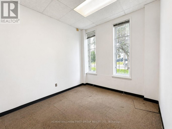 5 - 126 COMMERCIAL AVENUE, Ajax (South West), Ontario, L1S2H5