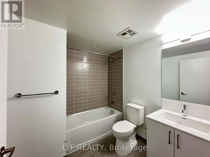 1207 - 4010 EGLINTON AVENUE W, Toronto (Humber Heights), Ontario, M9A0G5
