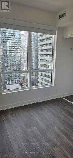 1702 - 108 PETER STREET, Toronto (Waterfront Communities), Ontario, M5V2G7