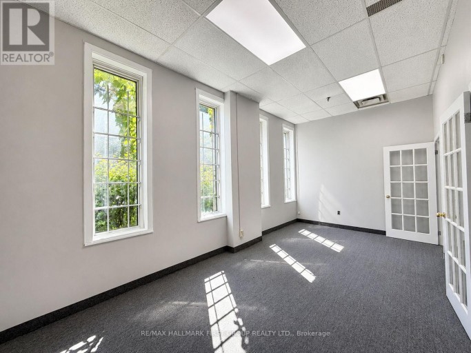 126 COMMERCIAL AVENUE, Ajax (South West), Ontario, L1S2H5