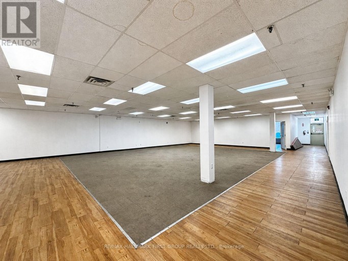 126 COMMERCIAL AVENUE, Ajax (South West), Ontario, L1S2H5